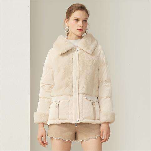 Custom winter down coat with fur hoodie down jacket women puffer jacket with fur collar